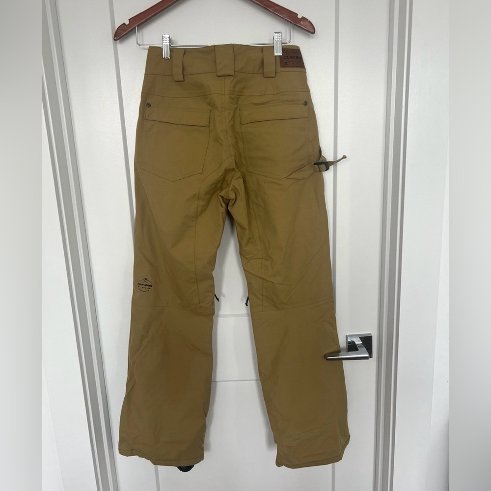 Dakine Snowboarding / Ski Pants
